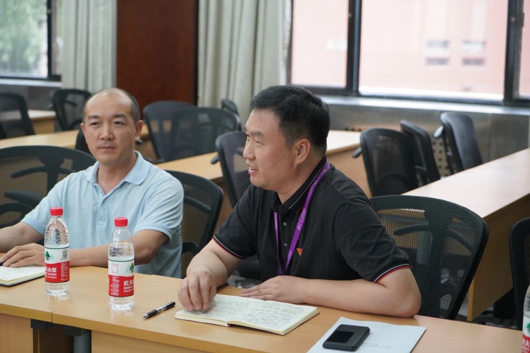 1629078102084094233.jpg 李伟.jpg