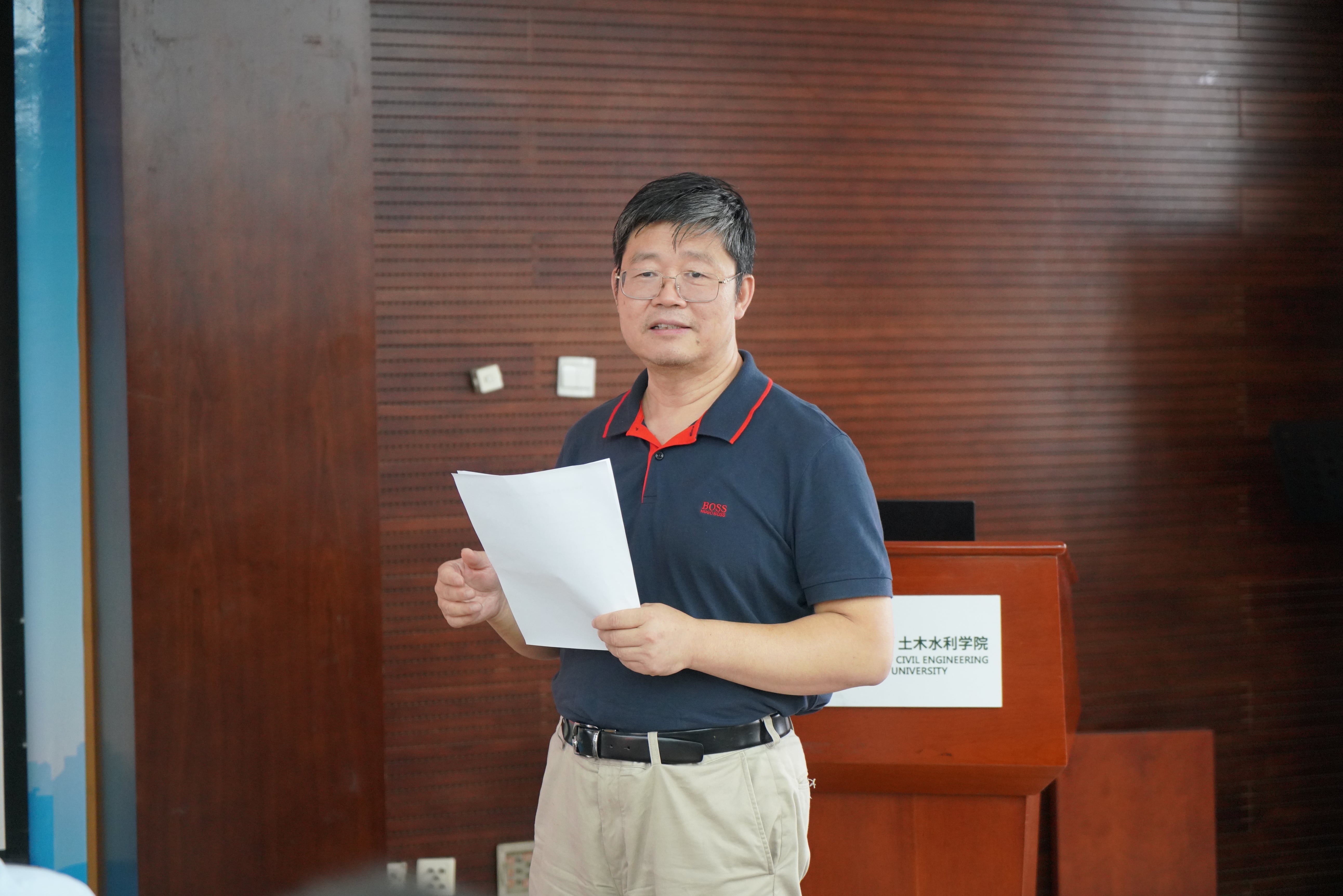 1631773312806008305.jpg 刘洪玉-min.jpg