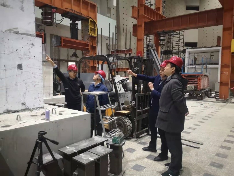 1648172489133052742.jpg 20220309-滇中引水工程项目调研交流会-高欣-参观实验室.jpg