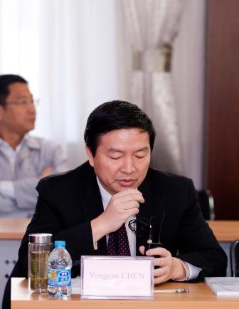 邓晓梅.jpg