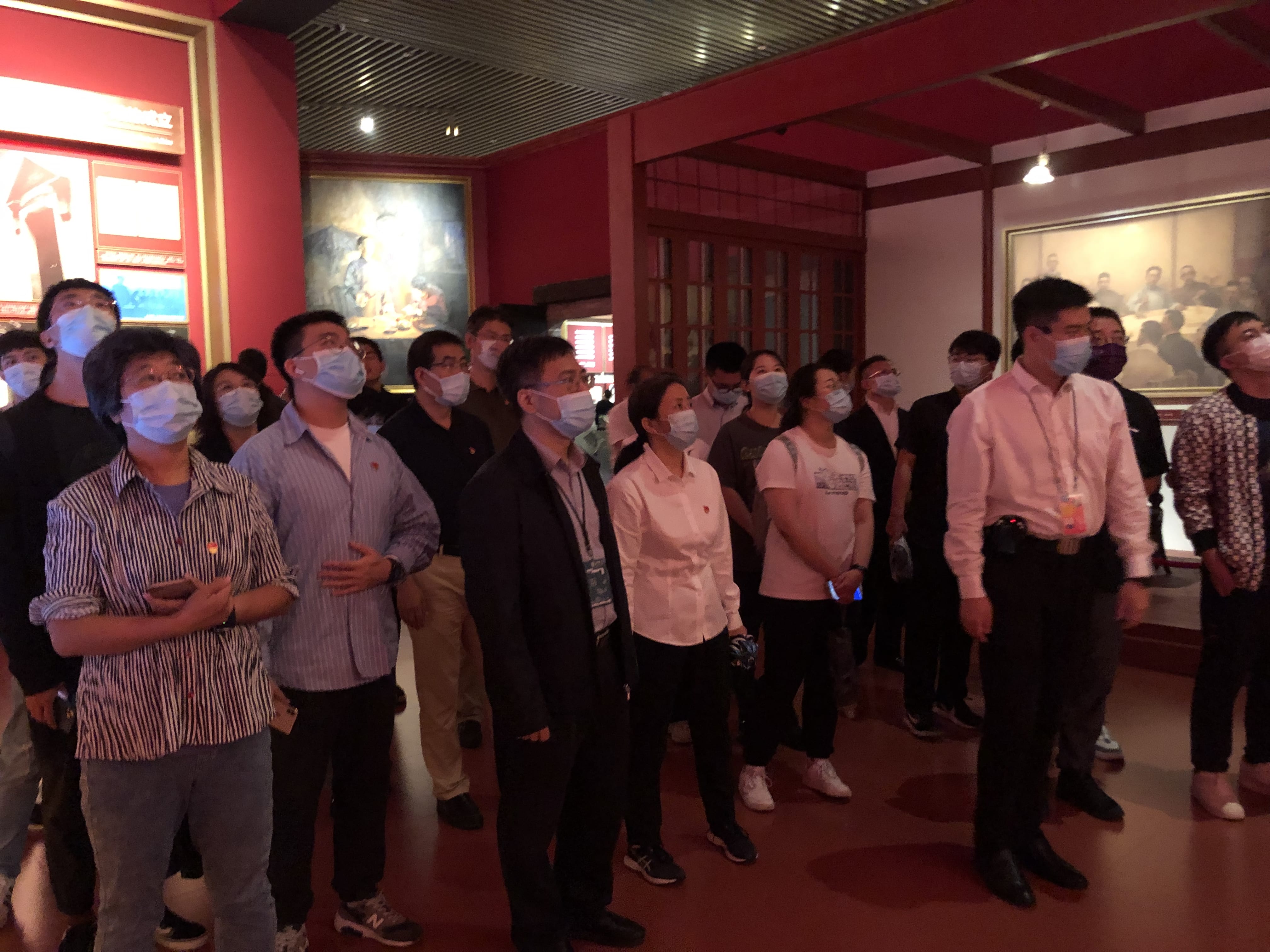1633335391972052504.jpg 20210924-土水学院与北京城建联合党建-高欣-参观中国共产党历史展览馆-min.jpg